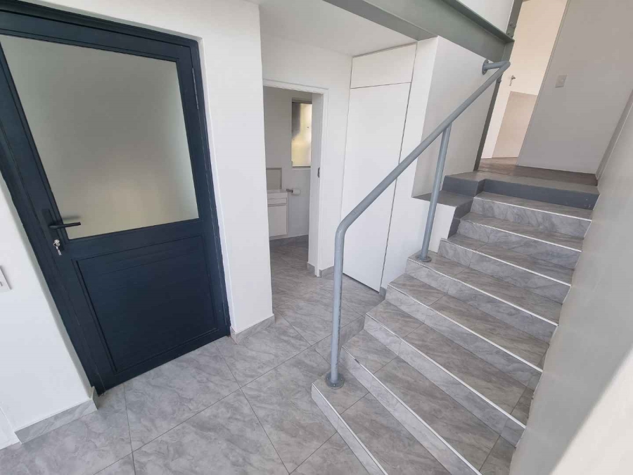 To Let 2 Bedroom Property for Rent in Tamboerskloof Western Cape